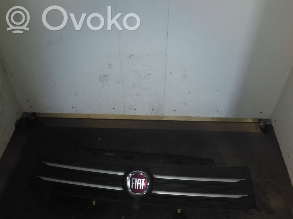 Fiat Talento Grilă radiator față 