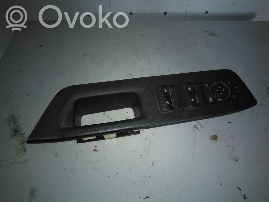 Ford Ecosport Electric window control switch 