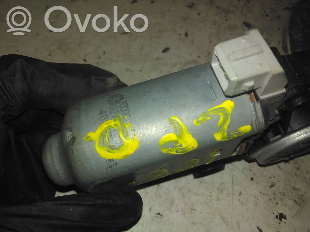 Peugeot 106 Mechaninis priekinio lango pakėlimo mechanizmas 