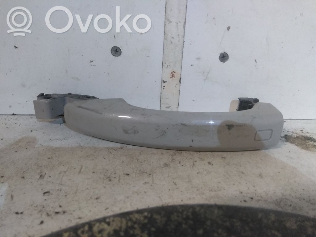 Klamka zewnętrzna drzwi przednich   8E1837207,27422652,37515,VDMS18