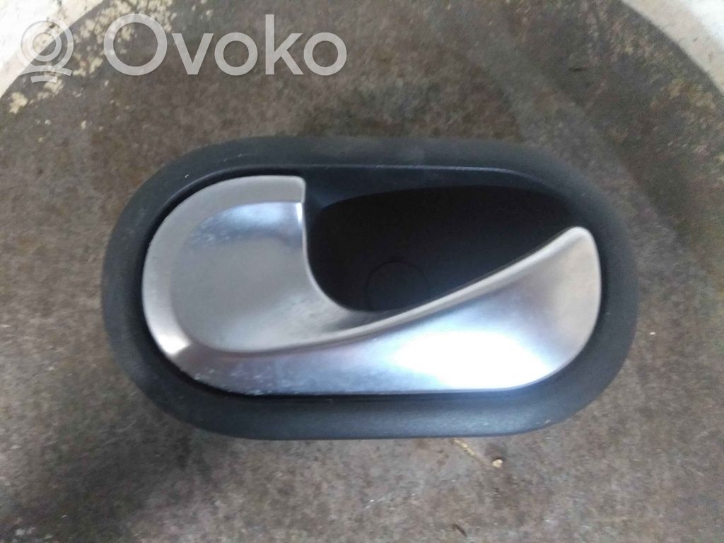 Renault Clio III Rear door interior handle 