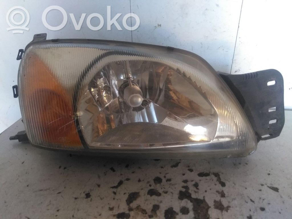 Ford Fiesta Lampa przednia 