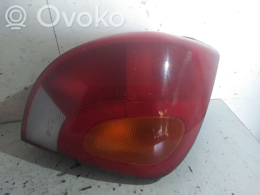 Ford Fiesta Lampa tylna 