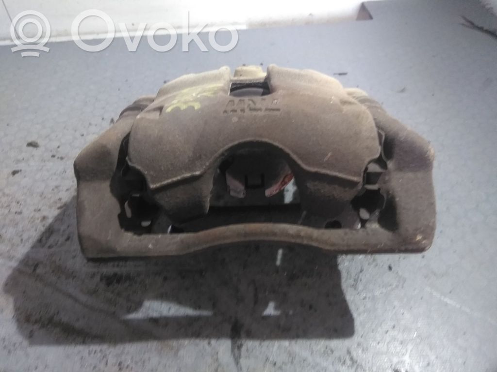 Etujarrusatula   41001AX60A,37621,39612408,VDMS18