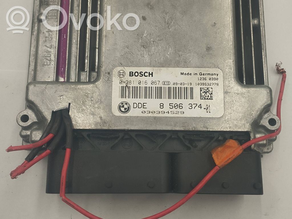BMW 3 E90 E91 Variklio valdymo blokas 