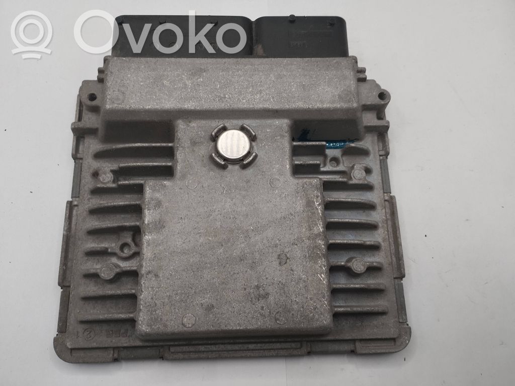 Volkswagen Polo V 6R Engine control unit/module 