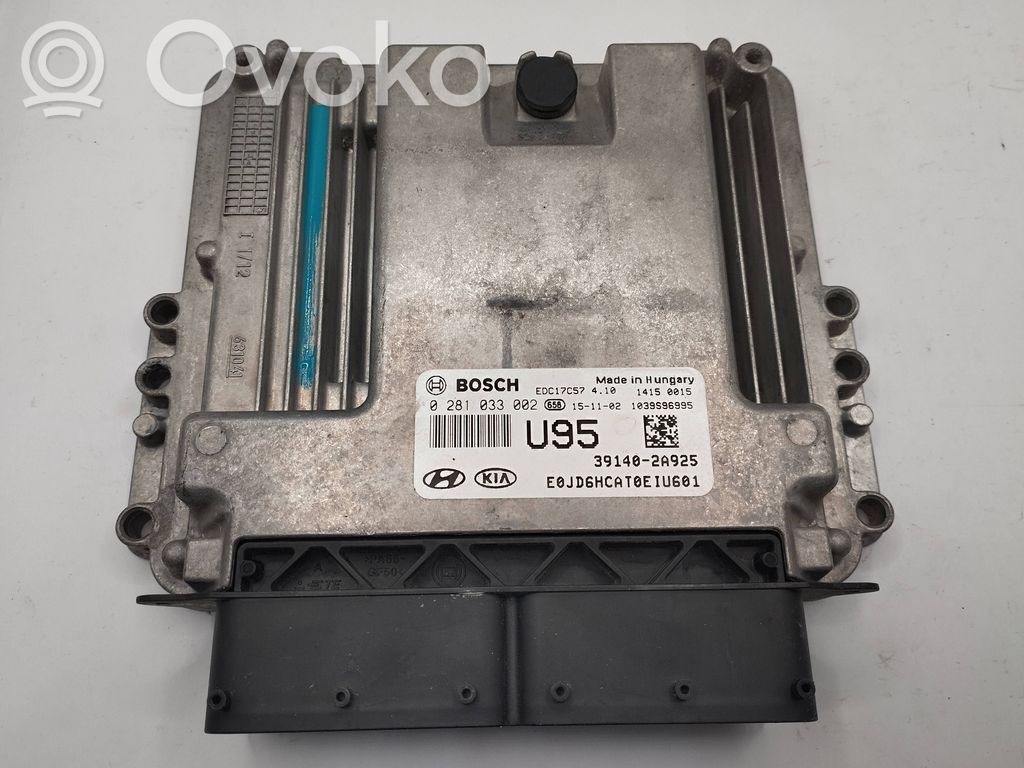 Engine control unit/module   391402A925,EDC17C57,0281033002