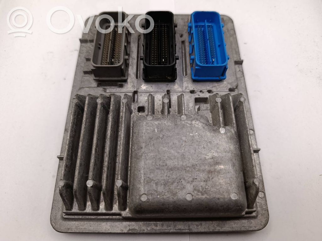 Engine control unit/module   12679845,8T1839393,1310101000000X