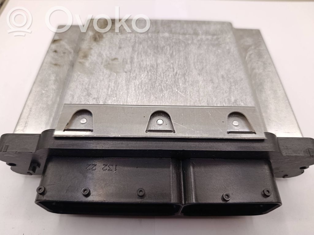 Centralina/modulo del motore   04E907309BL,04E907309BH,0261S12606