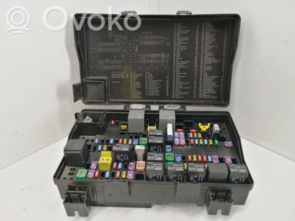 Dodge Durango Fuse module 