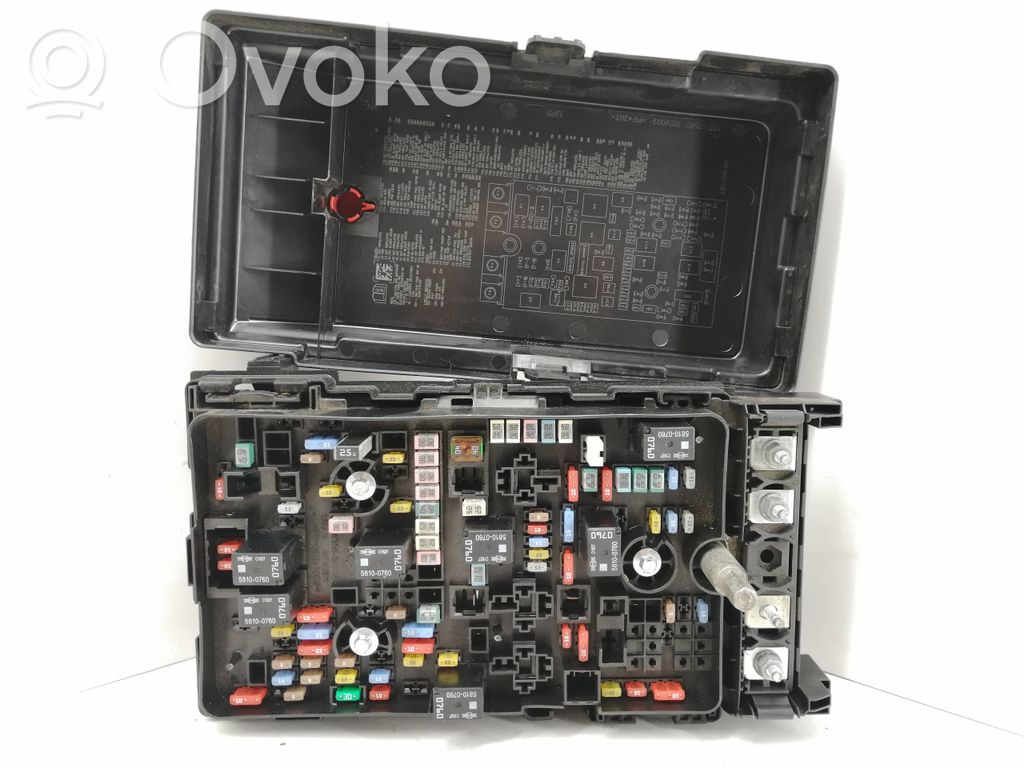 Chrysler Pacifica Fuse module 