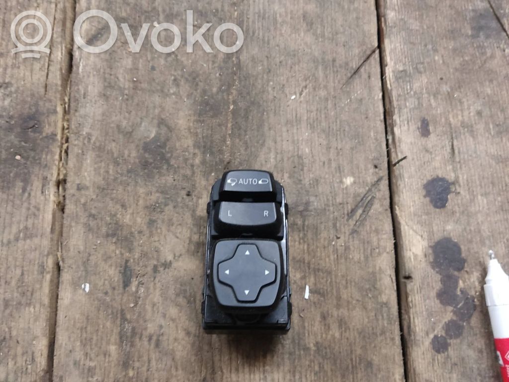 Hyundai Kona I Veidrodėlių jungtukas 