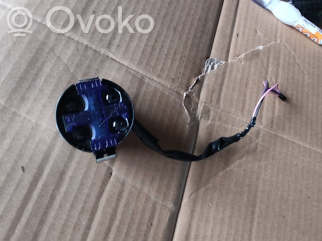 Mitsubishi Outlander Rain sensor 