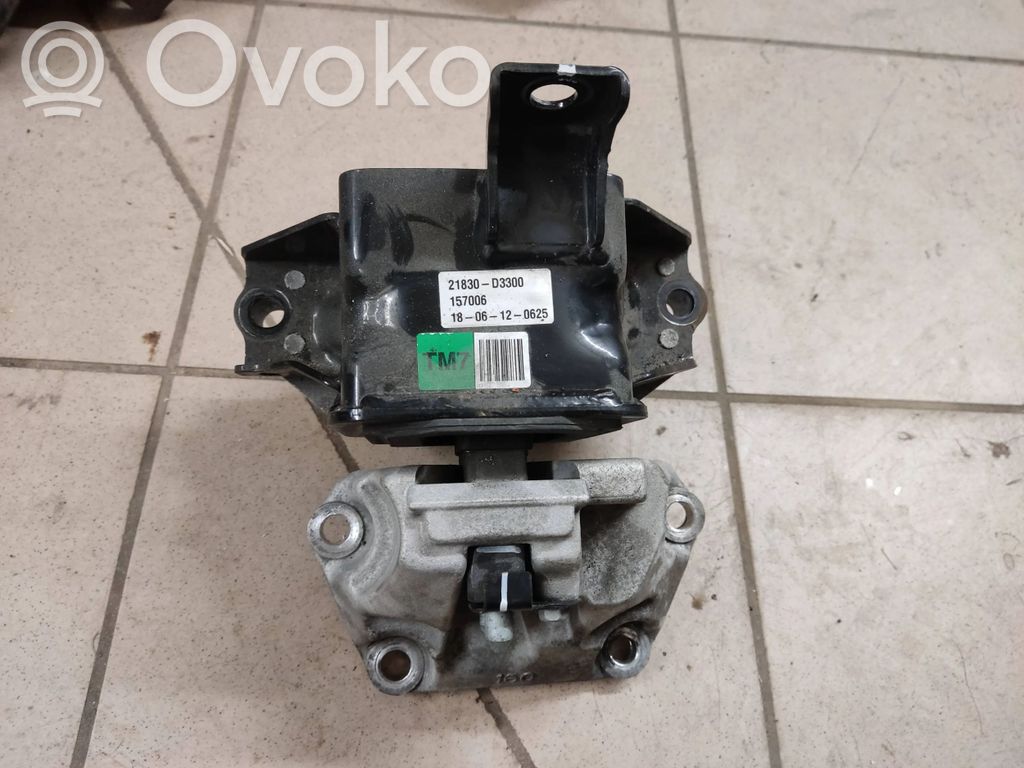 Hyundai Tucson TL Engine mount bracket 