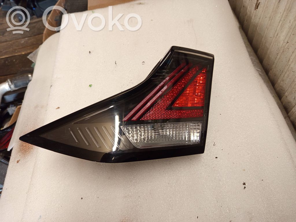 Hyundai Ioniq Tailgate rear/tail lights 