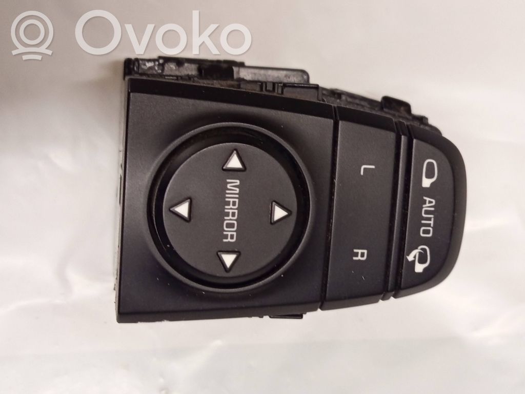 KIA Niro Przycisk regulacji lusterek bocznych 