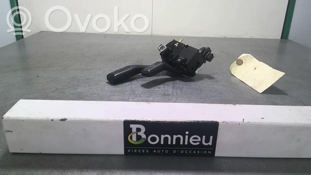 Audi A3 S3 8P Palanca de intermitentes 