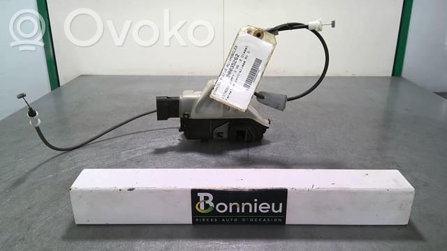 Front door lock   9808414080