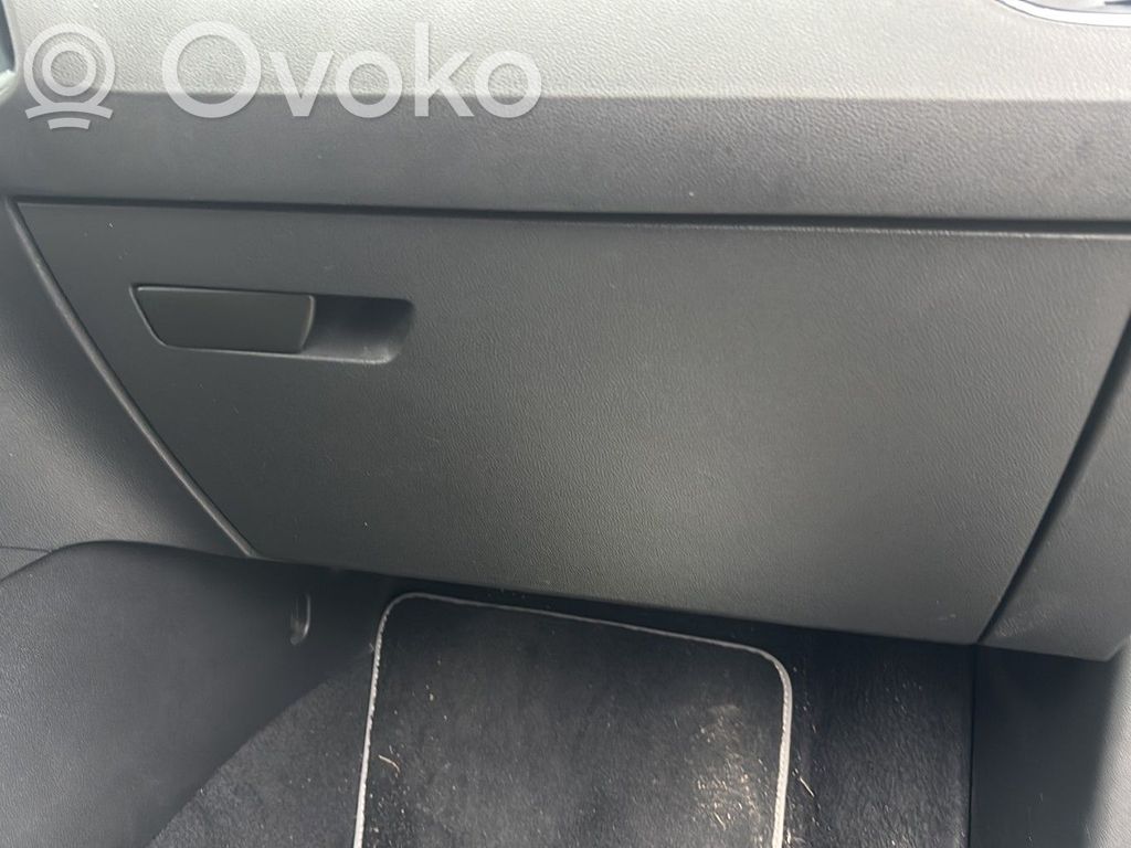 Seat Leon (5F) Juego guantera 