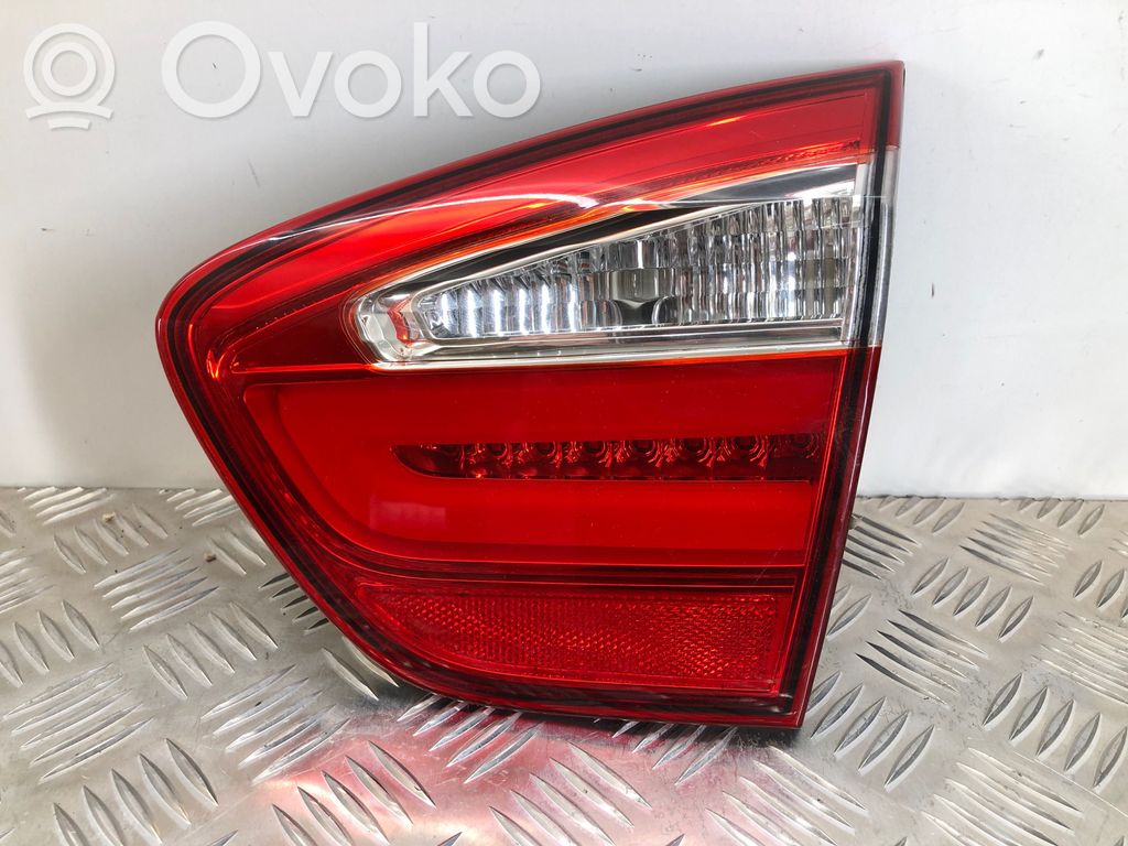 KIA Rio Tailgate rear/tail lights 