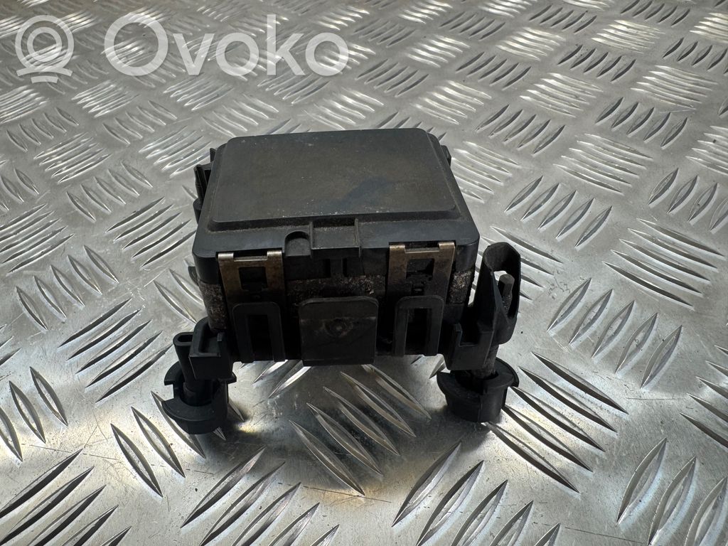 Volkswagen Golf VII Sensor de radar Distronic 