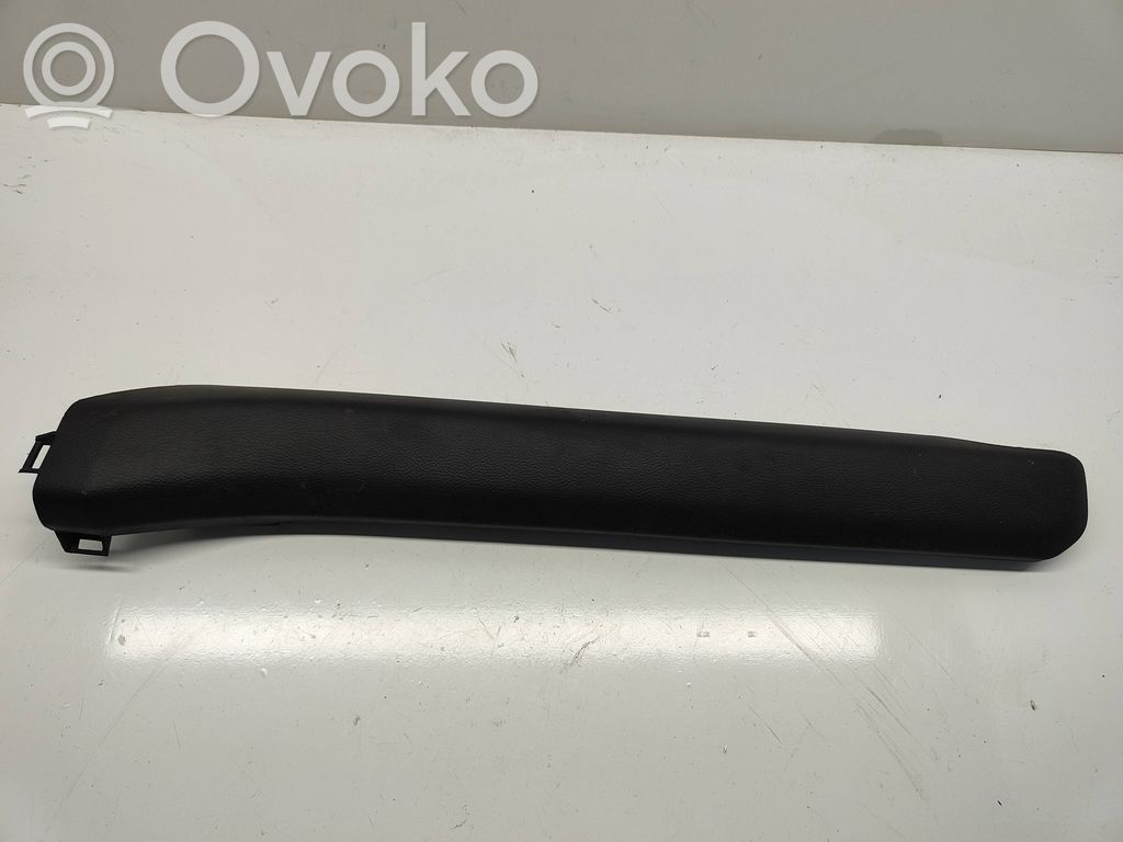 Dodge RAM Kita salono detalė 