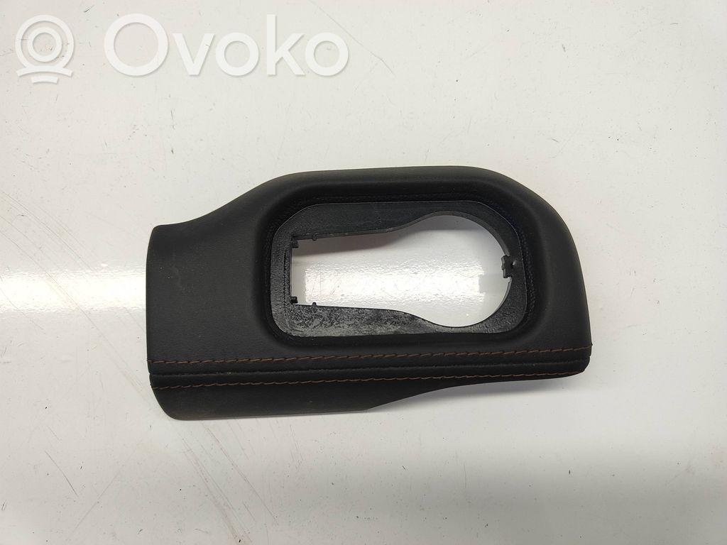 Dodge RAM Ramka deski rozdzielczej 