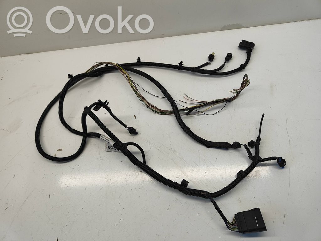 Otros cableados   P32320365AB,32320365AB,2124506,334822101
