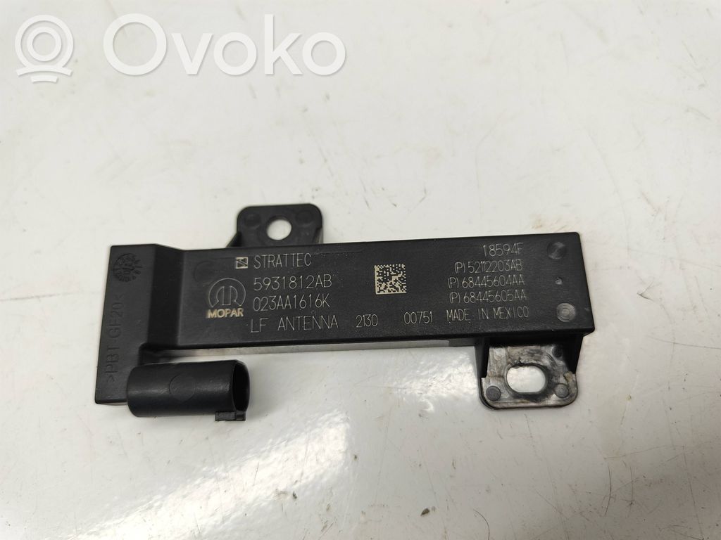 Dodge RAM Antenne GPS 
