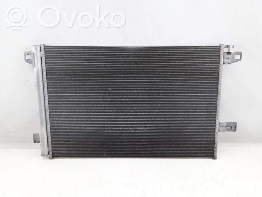 Volkswagen Transporter - Caravelle T6 Radiatore di raffreddamento A/C (condensatore) 