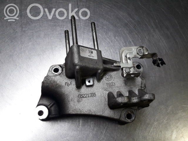 Opel Combo D Engine mount bracket 