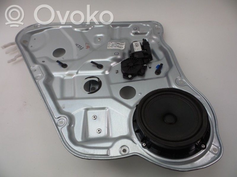 KIA Pro Cee'd I Ręczny podnośnik szyby drzwi tylnych 