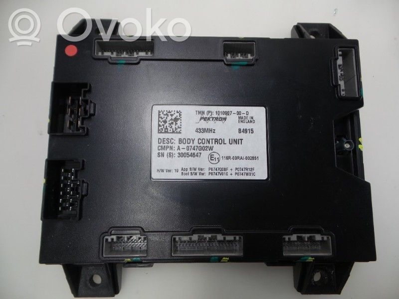 Sonstige Steuergeräte / Module   101090700D,A0747G02W,101090700D,A0747G02W