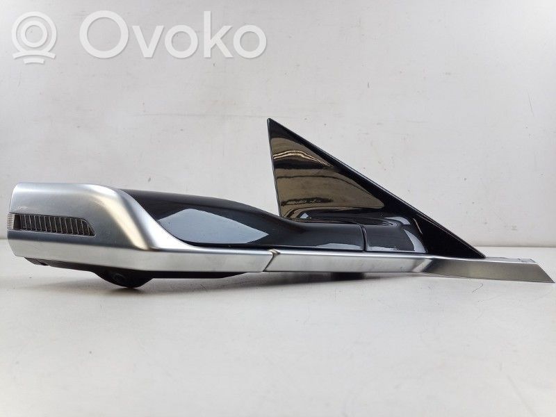Audi e-tron Manual wing mirror 