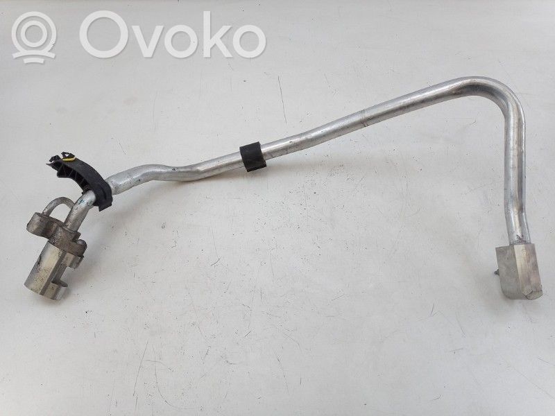 Audi e-tron Ilmastointilaitteen putki (A/C) 
