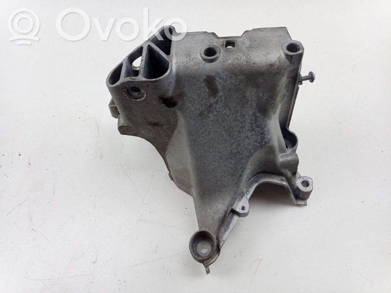Audi A3 S3 8V Engine mount bracket 