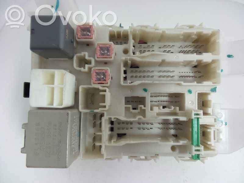 Toyota Auris 150 Juego de caja de fusibles 
