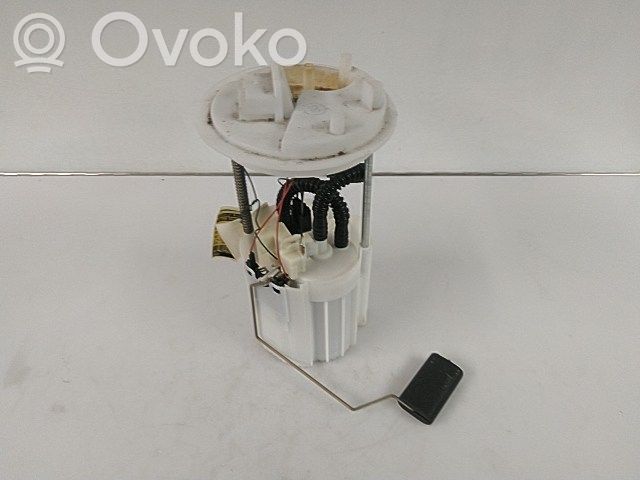 Fiat Stilo Polttoainesäiliön pumppu 