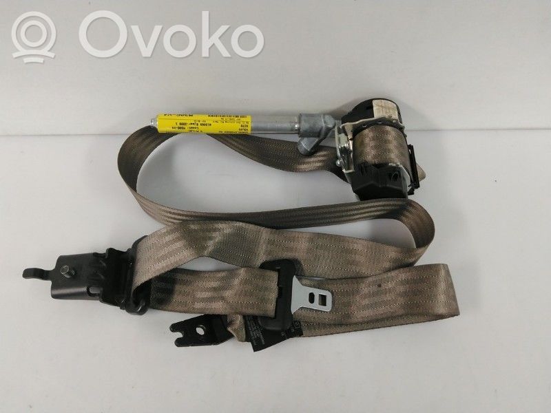 Volvo XC70 Cinturón trasero 