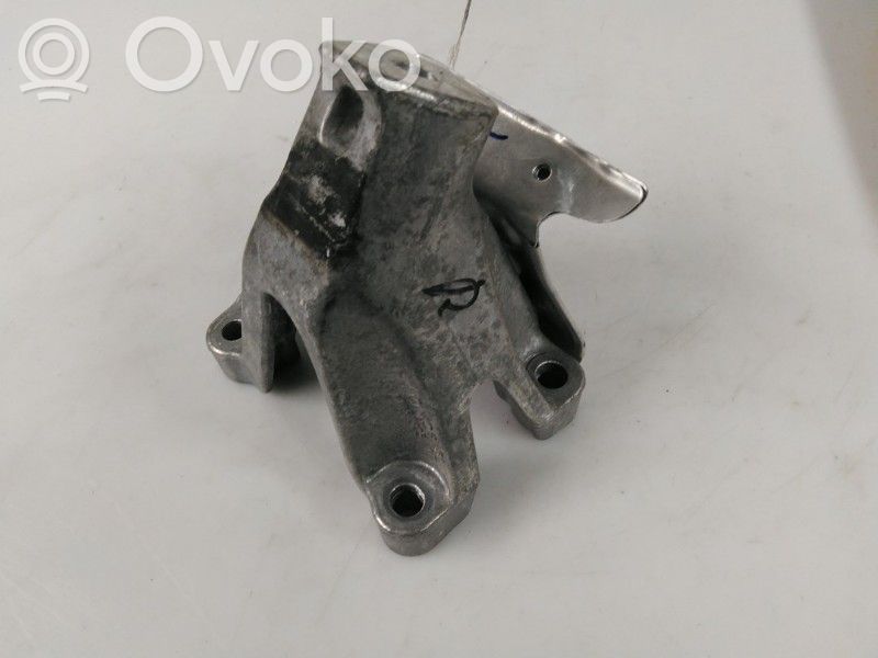 Engine mount bracket   8K0199307BH,8K0199307BH