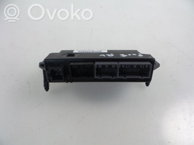 Chrysler 300 - 300C Unité de commande / module de verrouillage centralisé porte 