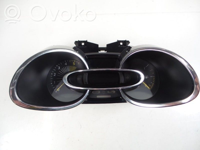 Renault Clio IV Speedometer (instrument cluster) 