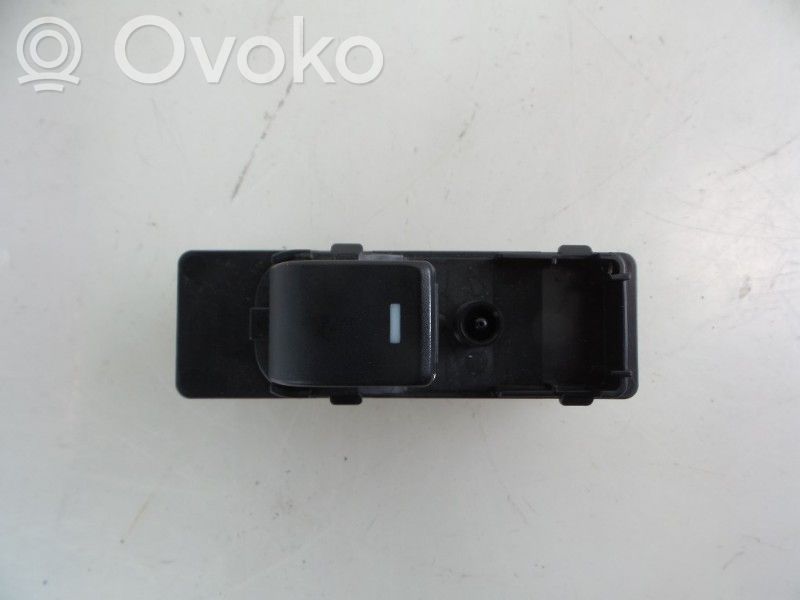 Electric window control switch   KD4566370,KD4566370