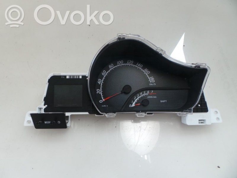 Toyota iQ Spidometras (prietaisų skydelis) 