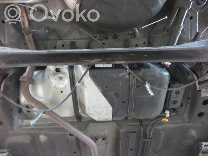 Opel Karl Polttoainesäiliö 