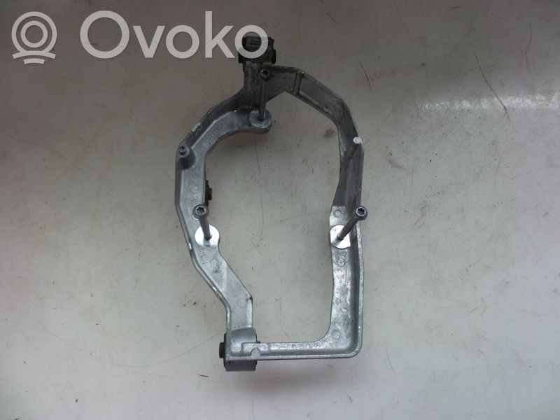 A/C compressor mount bracket   1037854,1037854