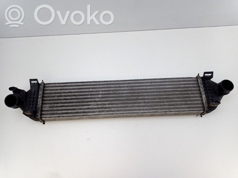 Volvo V40 Interkūlerio radiatorius 