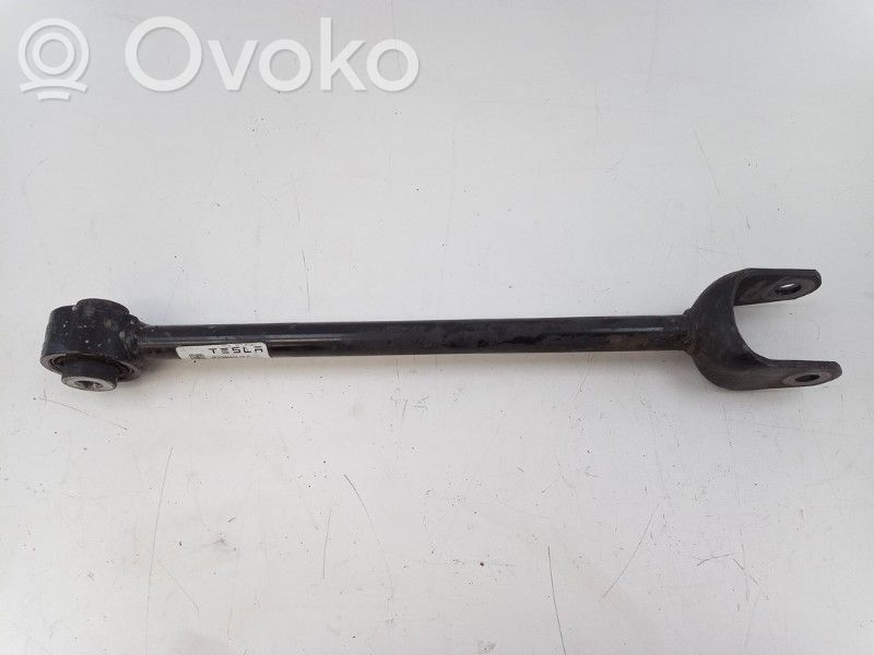Rear control arm   104444400A,104444400A