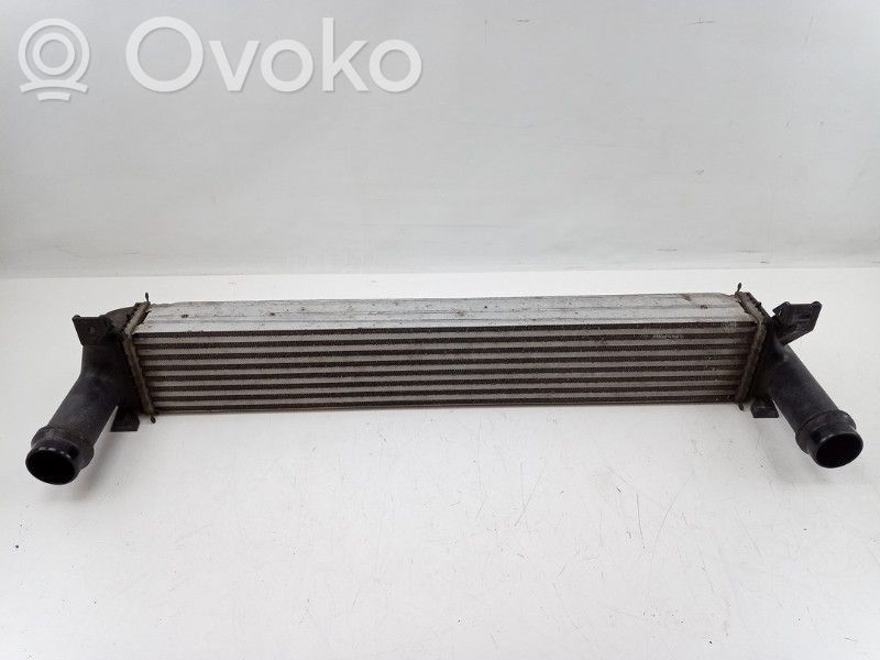 Jeep Cherokee Interkūlerio radiatorius 