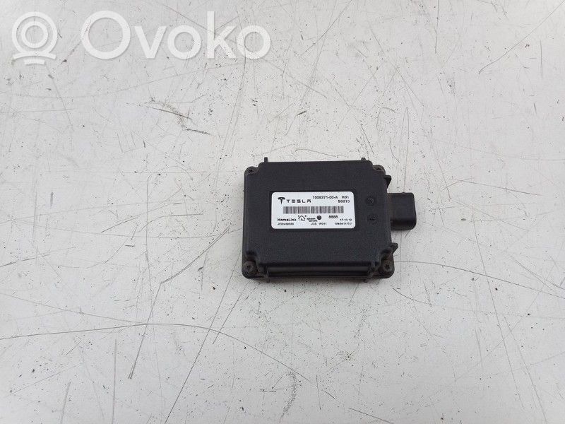 Sonstige Steuergeräte / Module   100537100A,100537100A